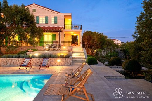 Luxury House for sale in Novalja, 1 750 000 €, Photo 3