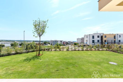 Luxury Apartment for sale in Novigrad, 699 000 €, Photo 6