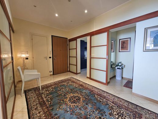 Luxury Apartment for sale in San Remo, 600 000 €, Photo 6