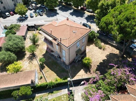 Luxury House for sale in Massa, 900 000 €, Photo 1