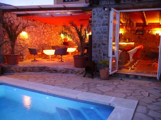 Maison de luxe à vendre à Roses, 699 000 €, Photo 2