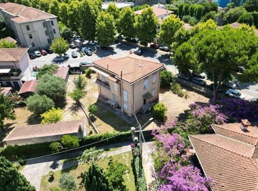 Luxury House for sale in Massa, 900 000 €, Photo 4