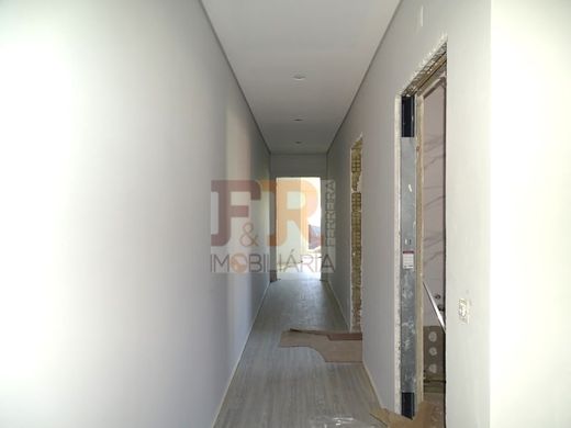 Luxury House for sale in Seixal, 460 000 €, Photo 4
