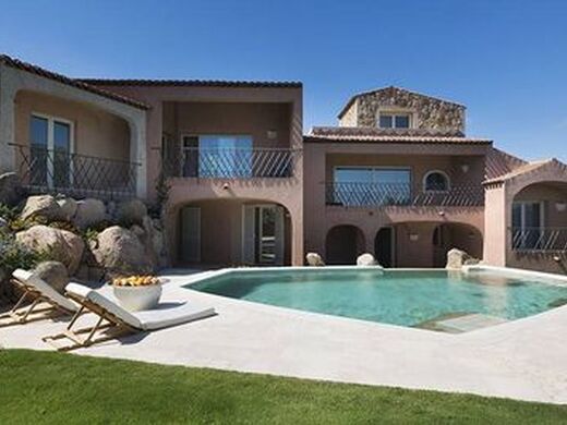 Luxury House for sale in Porto Cervo, 3 500 000 €, Photo 1