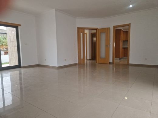 Maison de luxe à vendre à Almada, 695 000 €, Photo 7