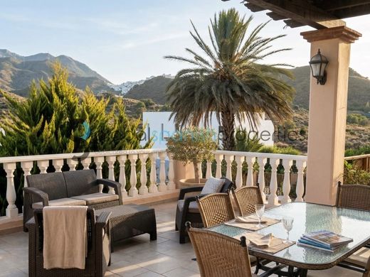Luxury House for sale in Mojacar, 520 000 €, Photo 1