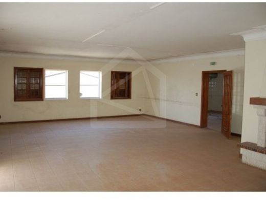 Luxury House for sale in Maia, 608 000 €, Photo 4