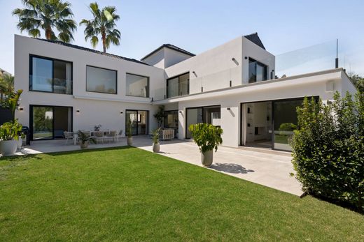Luxury House for sale in Marbella, 3 250 000 €, Photo 2