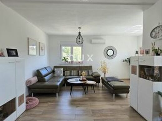 Luxury Apartment for sale in Pula, 545 000 €, Photo 3