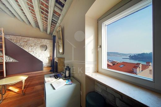 Luxury Apartment for sale in Rovinj, 370 000 €, Photo 1