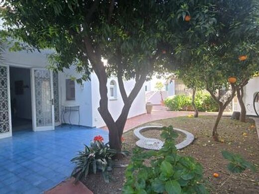 Luxury House for sale in Ischia, 850 000 €, Photo 1
