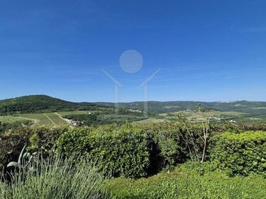 Maison de luxe à vendre à Motovun, 450 000 €, Photo 2