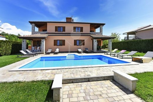 Maison de luxe à vendre à Porec, 670 000 €, Photo 4