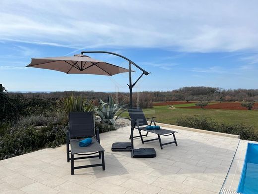Luxury House for sale in Novigrad, 950 000 €, Photo 6