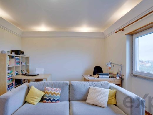 Maison de luxe à vendre à Loures, 1 980 000 €, Photo 1