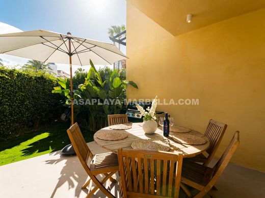 Luxury House for sale in Marbella, 1 450 000 €, Photo 2