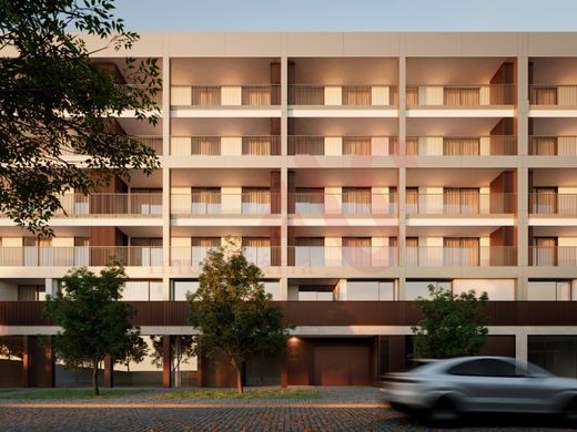 Luxury Apartment for sale in Guimarães, 595 455 €, Photo 1