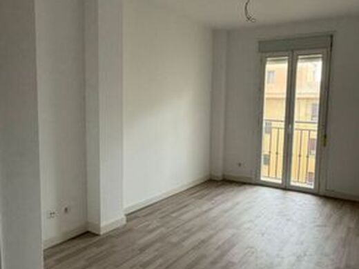 Maison de luxe à vendre à Málaga, 489 520 €, Photo 1