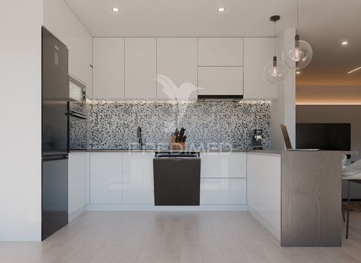 Appartement de luxe à vendre à Entroncamento, 420 000 €, Photo 2