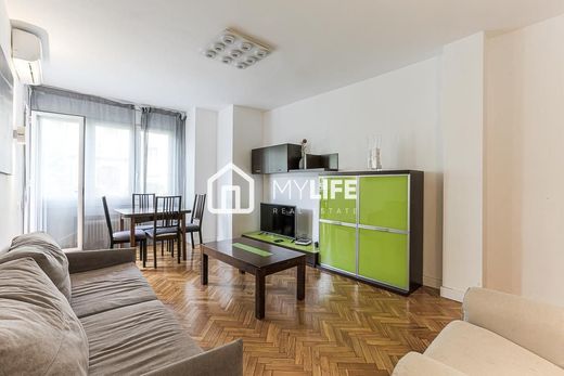 Luxury Apartment for sale in Barcelona, 575 000 €, Photo 4