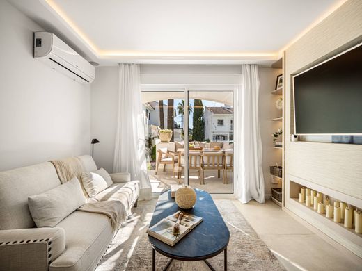 Maison de luxe à vendre à Marbella, 895 000 €, Photo 4