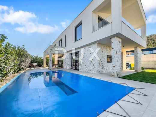Maison de luxe à vendre à Labin, 799 000 €, Photo 5