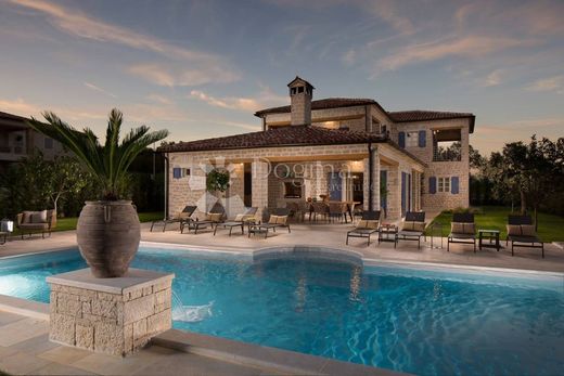 Luxury House for sale in Kanfanar, 999 999 €, Photo 1