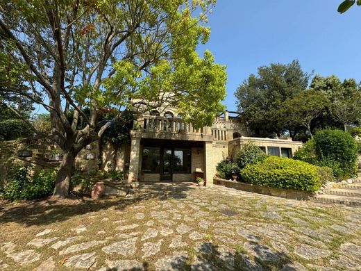 Luxury House for sale in Santa Maria Imbaro, 950 000 €, Photo 1