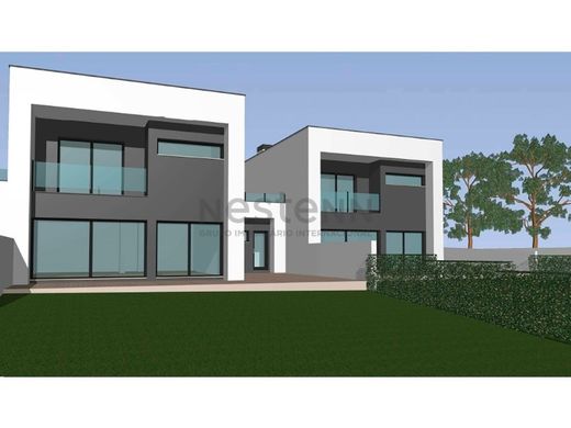 Maison de luxe à vendre à Torres Vedras, 650 000 €, Photo 1