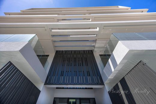 Luxury Apartment for sale in Várkiza, 1 440 000 €, Photo 4