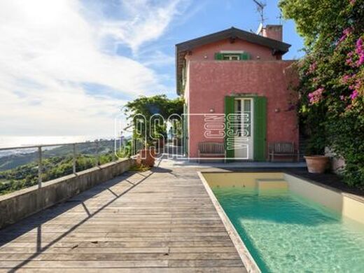 Luxury House for sale in Massa, 900 000 €, Photo 7