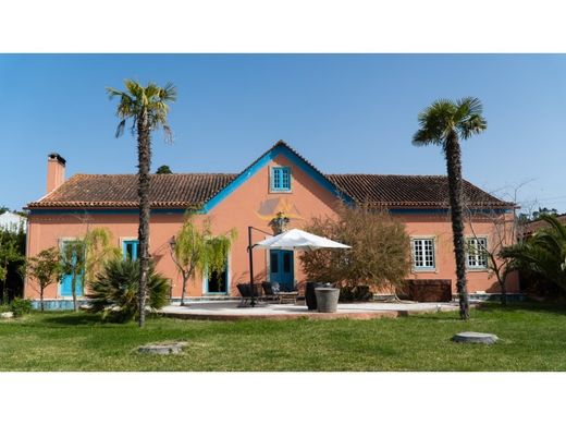 Maison de luxe à vendre à Miranda Do Corvo, 1 290 000 €, Photo 1