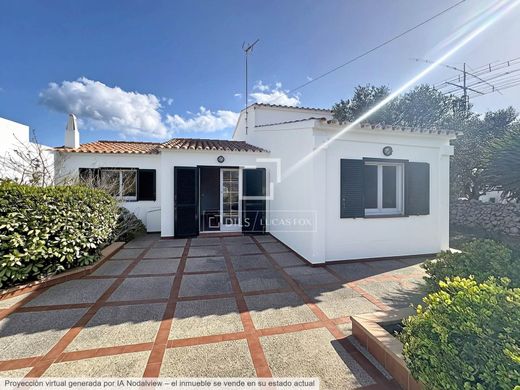 Maison de luxe à vendre à Es Castell, 690 000 €, Photo 2