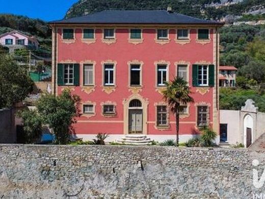 Luxury Apartment for sale in Finale Ligure, 1 000 000 €, Photo 1