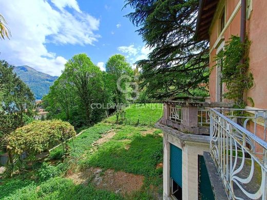 Maison de luxe à vendre à Lovere, 580 000 €, Photo 1