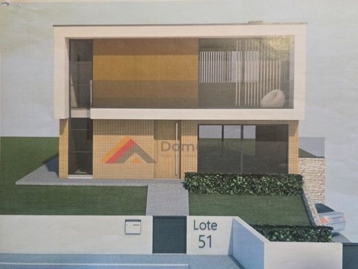 Maison de luxe à vendre à Torres Vedras, 750 000 €, Photo 1