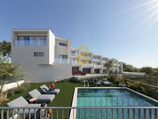 Luxury House for sale in Gondomar, 630 000 €, Photo 2