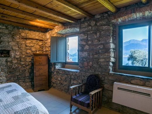 Luxury House for sale in Sala Comacina, 800 000 €, Photo 7