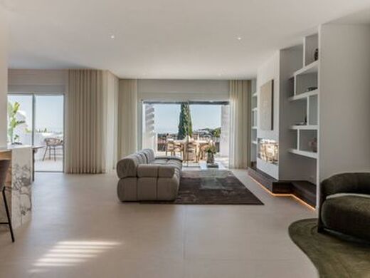 Luxury Apartment for sale in Nueva Andalucia, 1 695 000 €, Photo 3