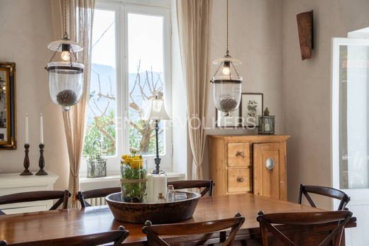 Luxury House for sale in Carro, 500 000 €, Photo 1