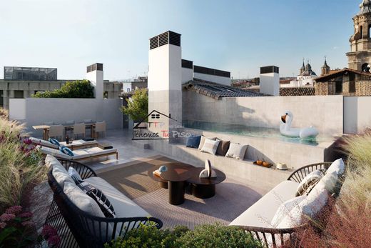 Luxury Apartment for sale in Zaragoza, 975 000 €, Photo 2