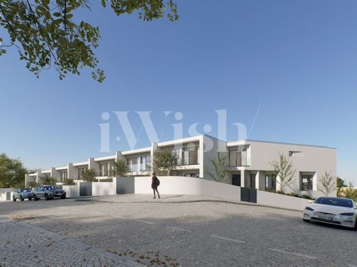 Luxury House for sale in Gondomar, 590 000 €, Photo 5