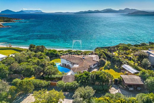 Luxury House for sale in Porto Cervo, 32 000 000 €, Photo 1