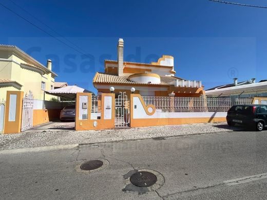 Luxury House for sale in Seixal, 790 000 €, Photo 2
