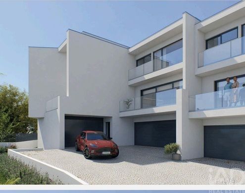 Luxury House for sale in Gondomar, 590 000 €, Photo 5