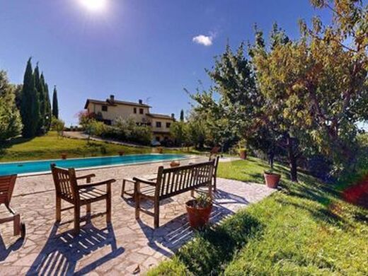 Luxury House for sale in Calvi Dell Umbria, 950 000 €, Photo 1