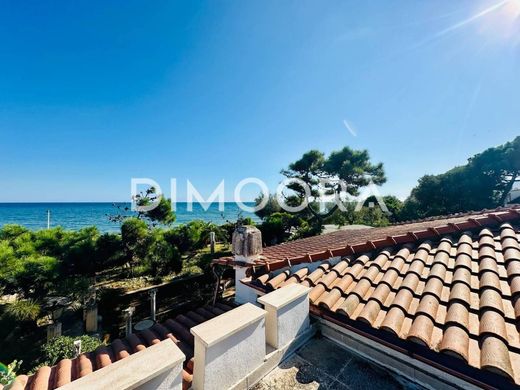Luxury House for sale in San Felice Circeo, 1 350 000 €, Photo 1