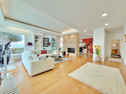 Maison de luxe à vendre à Torres Vedras, 890 000 €, Photo 2