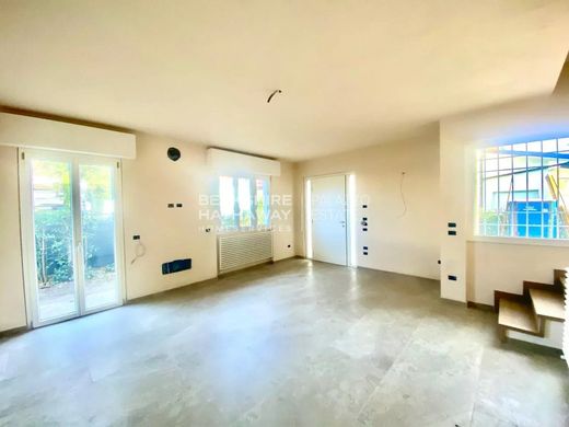 Maison de luxe à vendre à Pietrasanta, 2 000 000 €, Photo 3