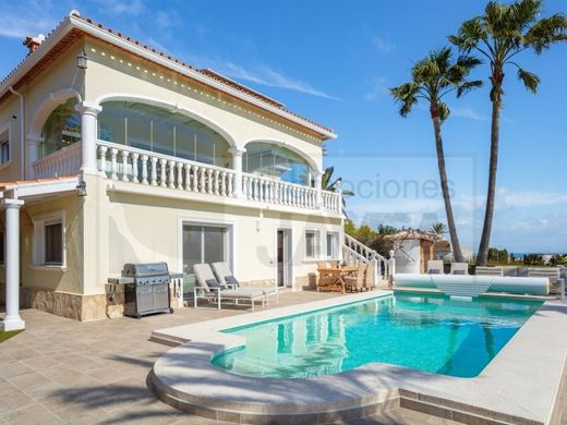 Luxury House for sale in Javea, 995 000 €, Photo 1